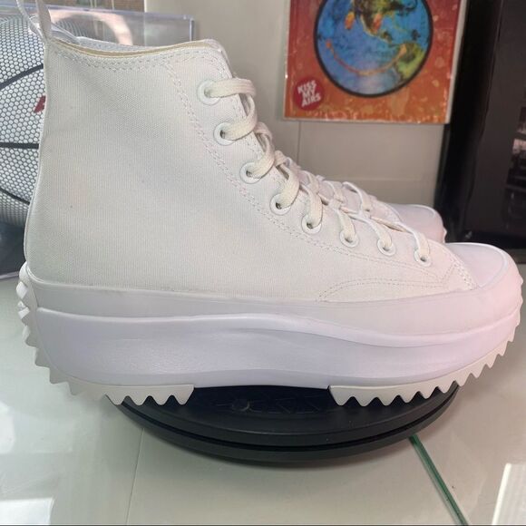 🆕 Converse	Run Star Hike High 'Triple White' - Mens Sizes - Picture 2 of 15